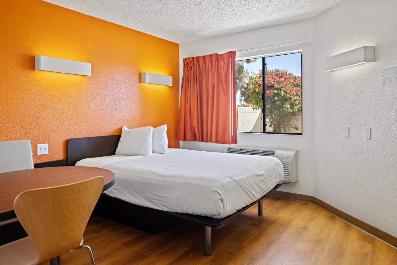 Carlsbad Village Inn מראה חיצוני תמונה