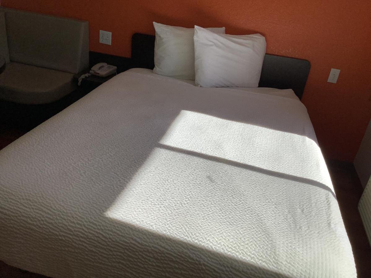 Carlsbad Village Inn מראה חיצוני תמונה