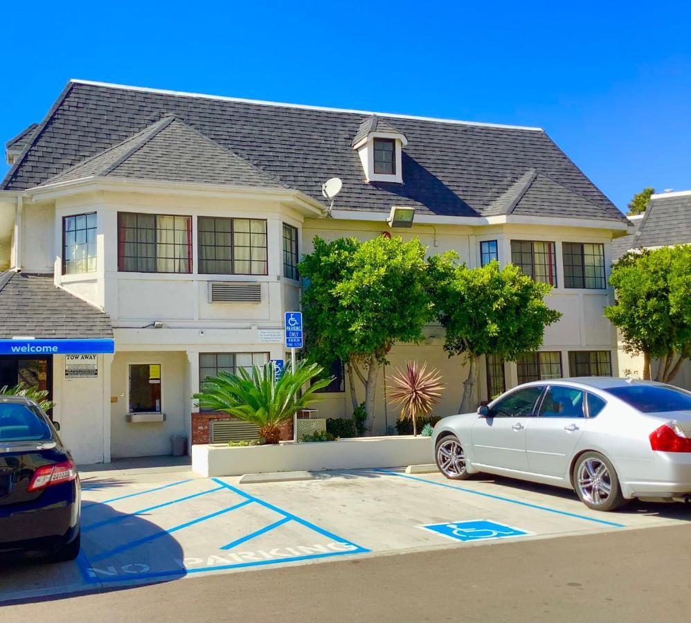 Carlsbad Village Inn מראה חיצוני תמונה